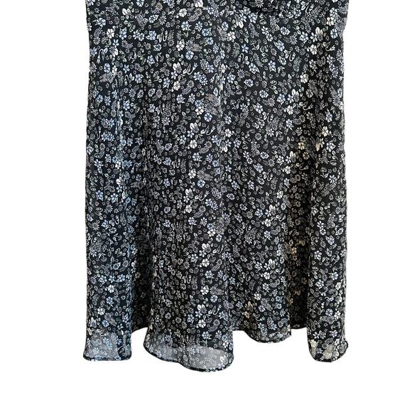 BCBGeneration Floral Printed Ruffle Short Sleeve Fit and Flare Mini Dress Size 6 - Picture 5 of 10